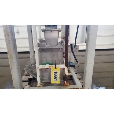 USED LOCK INTERNATIONAL INC. METALCHEK 9