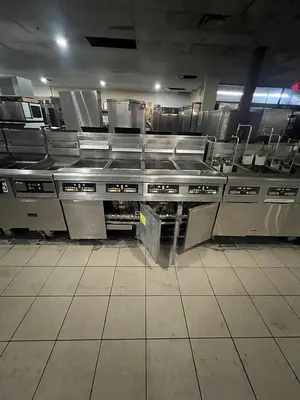 Used FRYMASTER _UNKNOWN_ Cookers / Coolers / Fryers Florida US | BAM Discount Restaurant Equipment #1370571