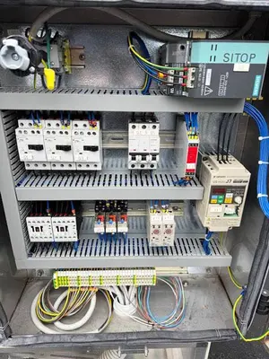 USED GAI 3001 TOP