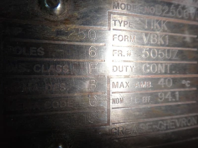 340 Gallon 304 Stainless Vertical Tank