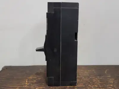USED SQUARE D LHL36000MV