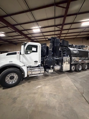 2023 TRUVAC HXX Hydro Excavator | VacSource (4)