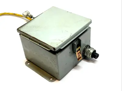 USED HOFFMAN NEMA 12 STEEL ENCLOSURE 6×6×4.54