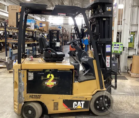 Used 2019 CAT _UNKNOWN_ 4-Wheel Sit down Electric Counterbalance Forklifts Florida US | Forklift Exchange #1326113