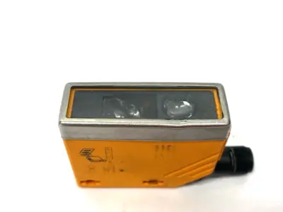 Used IFM RECTANGULAR COLOR RECOGNITION SENSOR O5C-MAKG/US100 Photoelectric Sensors Michigan US | Maverick Industrial Sales #1091003