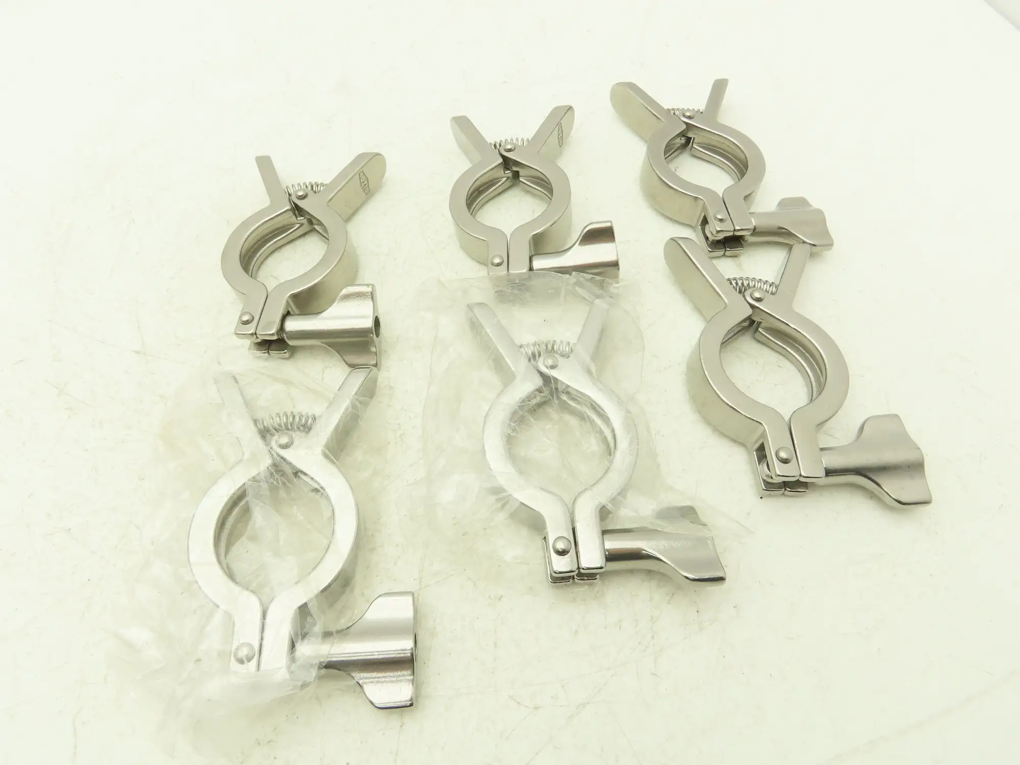 Dixon 13MHHM-Q100150 Squeeze Clamp Sanitary SS 1" to 1-1/2" Pipe Lot of 6