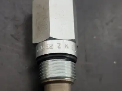 USED PARKER FILTRATION J04E2ZN