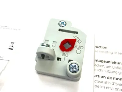 USED ALLEN-BRADLEY SER. B PADLOCK ACCESSORY 30/60A