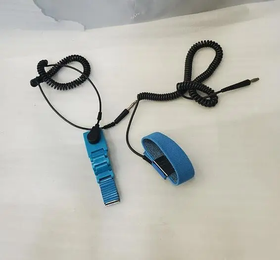 3M HAND WRISTS