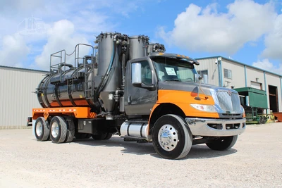 Used 2020 INTERNATIONAL MV Septic/Sewer/Vacuum Trucks Texas US | Roll Off Truck World #1491776