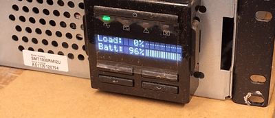 APC SMT1000RMI2U UNINTERRUPTIBLE POWER SUPPLY 700W