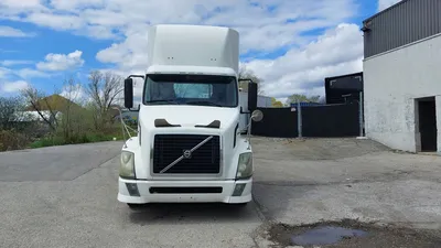 2008 VOLVO VNL DAY CABS | Platinum Group (5)