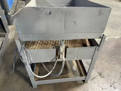 40" X 30" X 12" Sifter