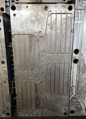 Multi-Garment Hanger mold