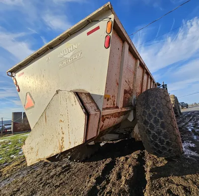 KUHN KNIGHT 8150 PRO TWIN SLINGER Manure Spreaders | Iron Listing (18)
