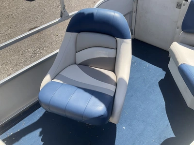USED 1998 STARCRAFT STARDECK 261