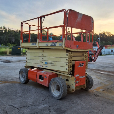 USED 2014 JLG 4069LE