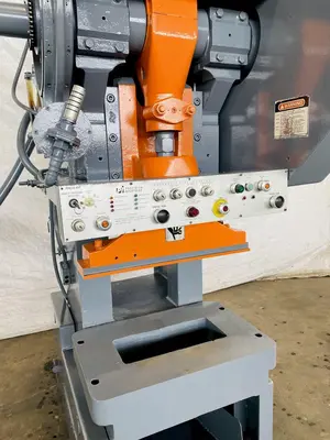 60 TON FEDERAL/PRECISION INDUSTRIES OBI PRESS. STOCK # 0635721