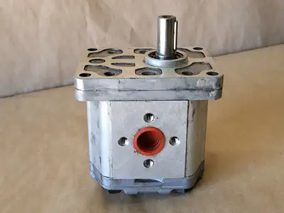 USED SAUER DANFOSS 121.19.018.00