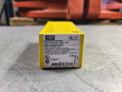 New | in-Stock HUBBELL HBL1221 Switchgears British Columbia CA | Lenmark #242143