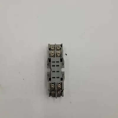 Used IDEC SY2S-05 SOCKET DIN MOUNT SCREW TYPE Nuts & Screws | ND Industrial Surplus #1222111