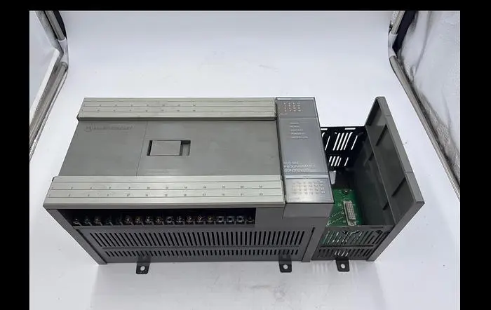 Used ALLEN-BRADLEY ALLEN-BRADLEY 1747-L40C SER B 1746-A2 SER A PLC Chassis | ND Industrial Surplus #1216195