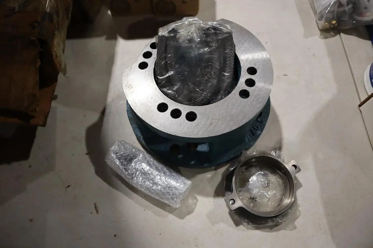 NEW IN BOX DODGE AC5 ADJ PACK ADPT ASSY 356158 STOCK H1063