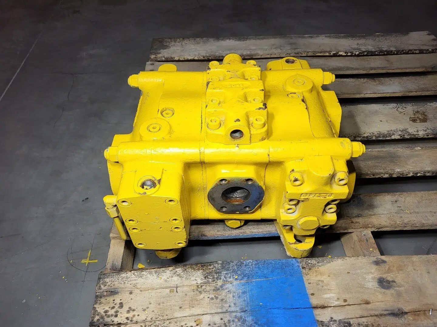USED KOMATSU PB6921