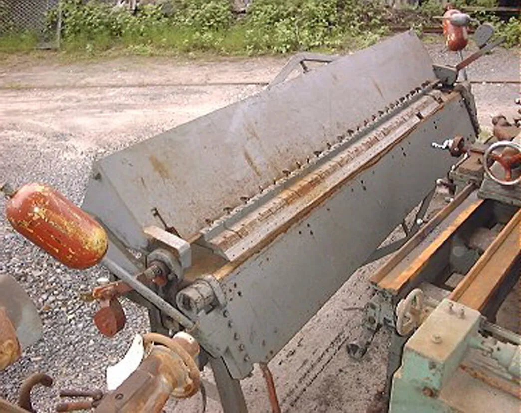 Used Chicago (Dreis & Krump) W38 Box & Pan Brakes including Finger Quebec CA | Machineco #1256237