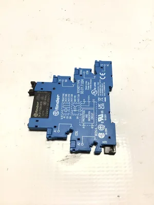 Finder 93.01.7.024 DIN Rail Relay Socket 6A (Lot of 26)
