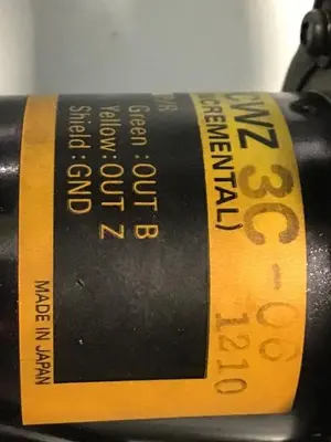 USED OMRON E6B-CWZ