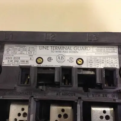 USED ALLEN BRADLEY 1494V-DS30 SER A