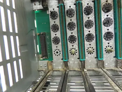 Telemecanique TSXRKN8 Chassis Rack 8-Slot