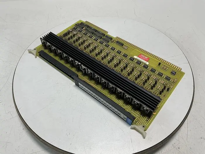 USED CINCINNATI MILACRON 3-531-4590A