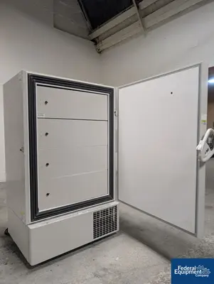 USED VWR VWR ULT Freezer, Model 5706