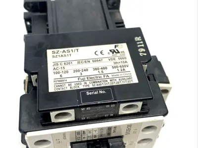 SC-E03/G,SE12AG,SZ1AS1T,SZ-AS1/T | Fuji Electric SC-E03/G Contactor 2VDC SE12AG, SZ-AS1/T Auxiliary Contact SZ1AS1T - Used