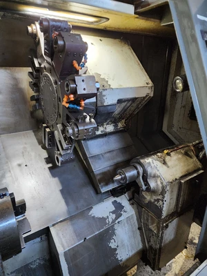 USED MAZAK SQT-200