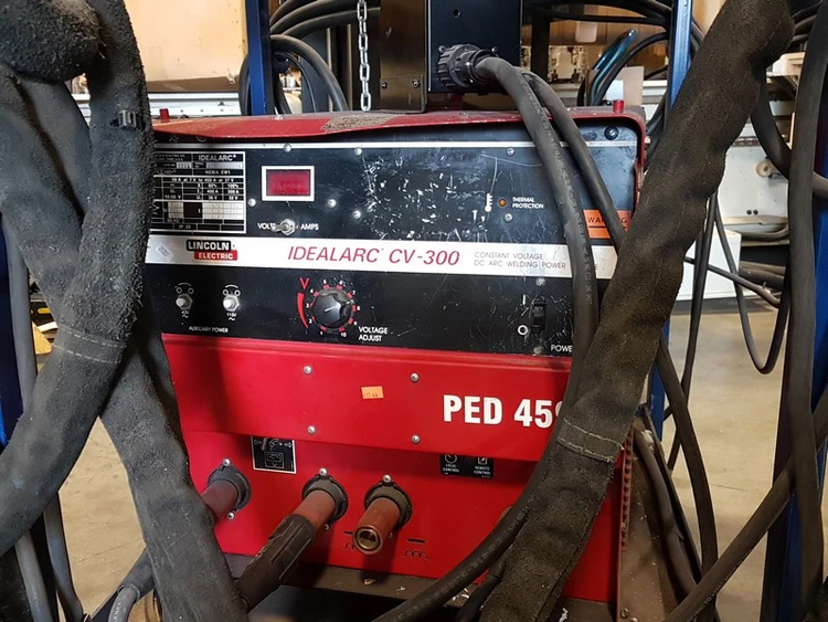 Used Lincoln Electric Idealarc CV-300 Mig Welders | Coast Machinery Group #875392