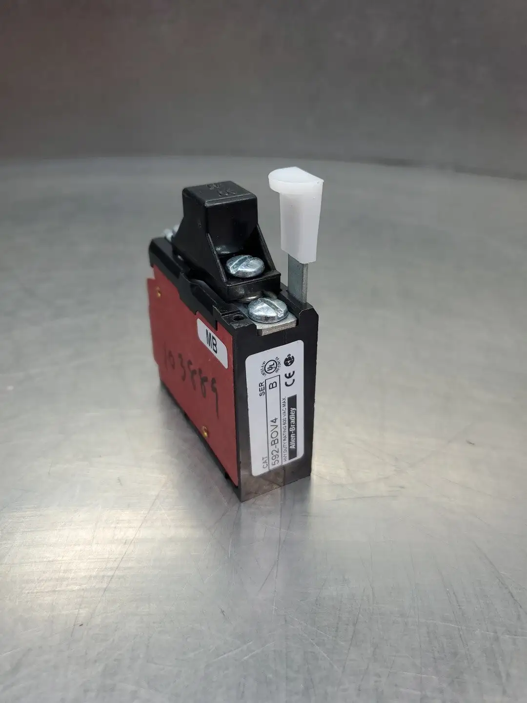 USED ALLEN BRADLEY 592-BOV4 / W41