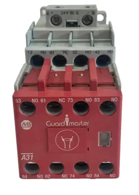 USED ALLEN BRADLEY 700S-CF620EJC SAFETY RELAY 700SCF620EJC