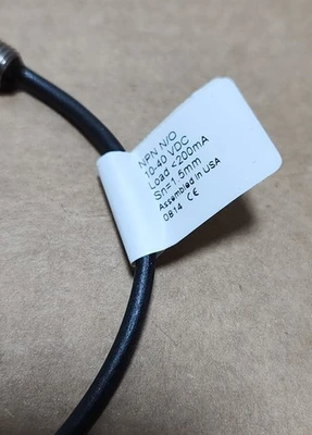 NEW Balluff BES 516-343-E3-SP02