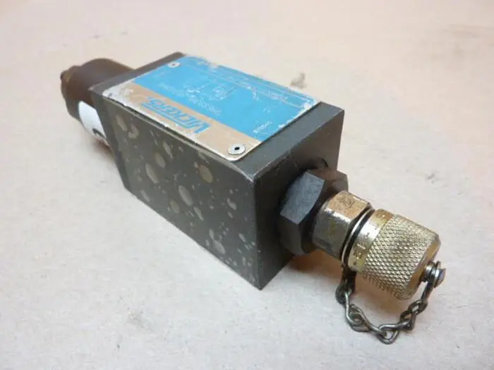 Used VICKERS DGMX2-3-PP-CW-S-40 Valves/Fittings Michigan US | Ideal Machinery #591705