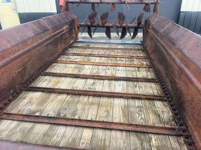 NEW HOLLAND 513 Manure Spreader | County Equipment Company LLC (9)