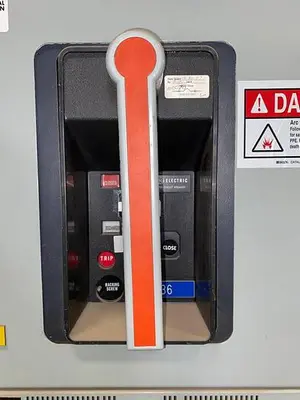 USED GE AKD-8