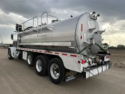 Used 2020 PETERBILT 389 Tractors & Trailers Minnesota US | Carco Truck & Equipment #1514258