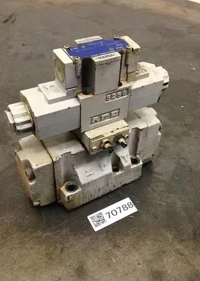 USED YUKEN DSHG-04-3C11-C2-ET-D24-50