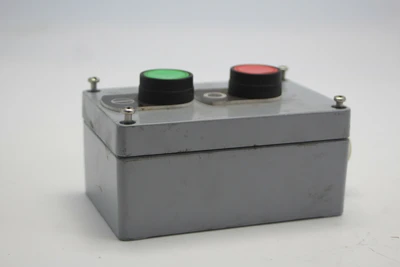 Used IDEC HW1B-M1F10-G & HW1B-M1F01-R Misc Electrical & Power Parts California US | Davliegogo LLC #1729765