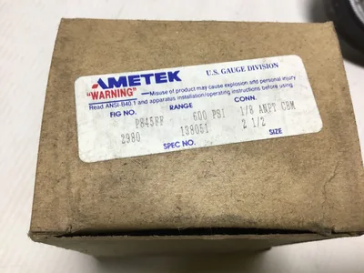 Ametek 138051 2 1/2″ 600 PSI Pressure Gauge (Lot of 1)