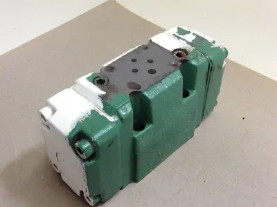 USED REXROTH 4WEH10E206AG24N9ETK4B10V