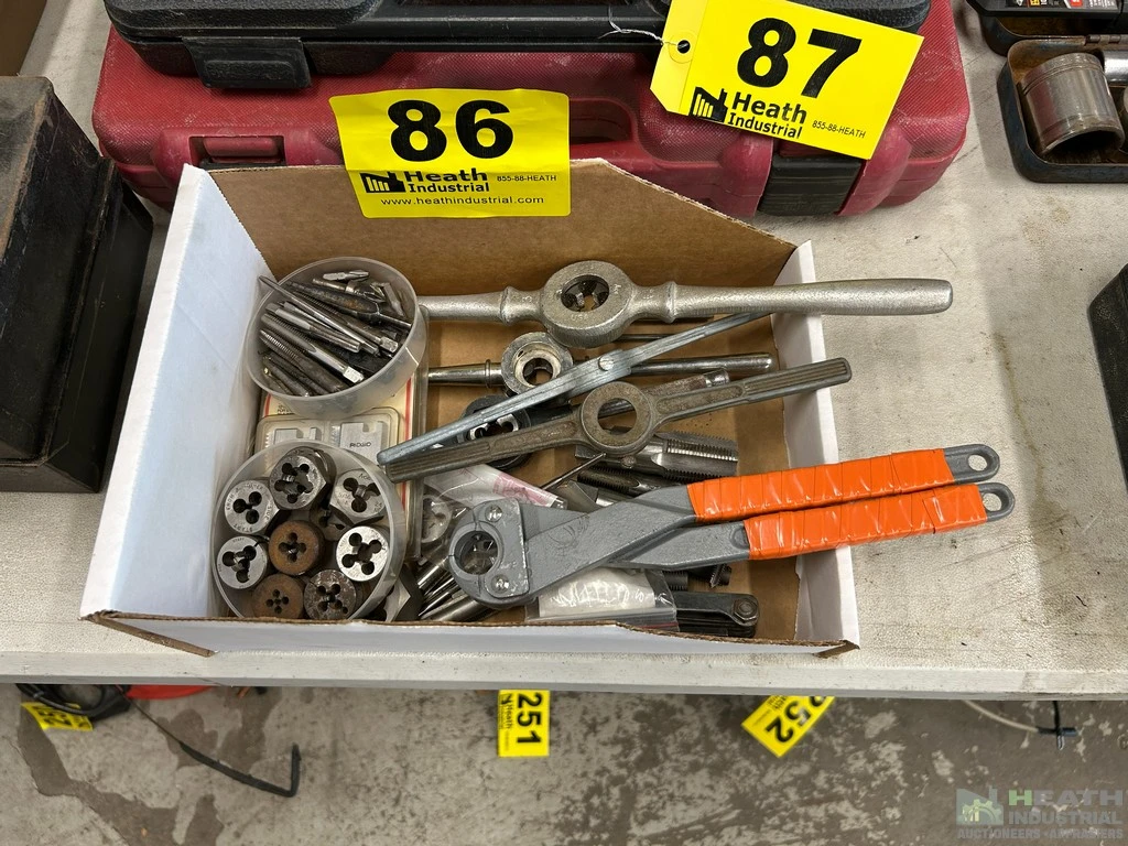 Used _UNKNOWN_ ASSORTED TAPS, DIES, & DIE WRENCHES Taps & Dies Illinois US | Heath Industrial Auction Services #1379542
